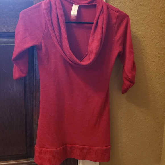 Shirt - Picture 1 of 1